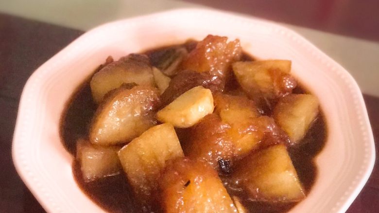 耗油烧冬瓜,出锅装盘,好吃入味