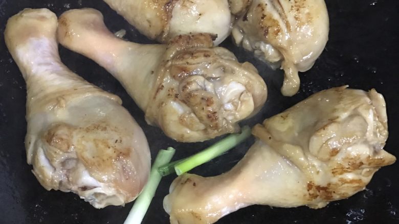 可乐鸡腿(炸鸡腿)
,如图