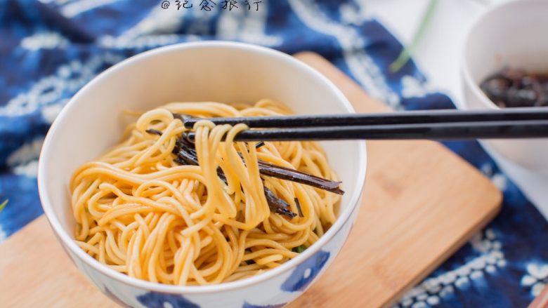 夏天大爱的葱油拌面,味道可以根据需要增减