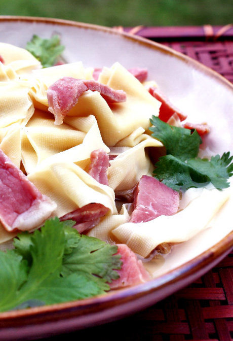 咸肉蒸百叶