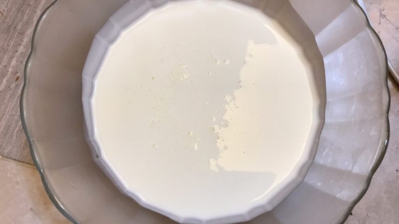 牛奶之恋《云朵香草冰淇淋》【冷饮】,打发奶油,我用雀巢!