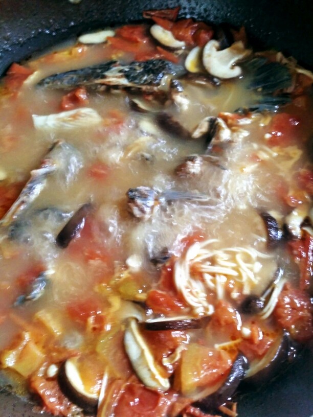 超好吃的番茄乌鱼,20分钟后,鱼汤浓浓的