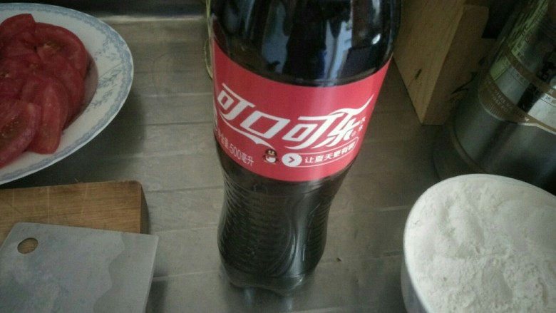 可乐鸡翅,<a style='color:red;display:inline-block;' href='/shicai/ 911'>可乐</a>备用