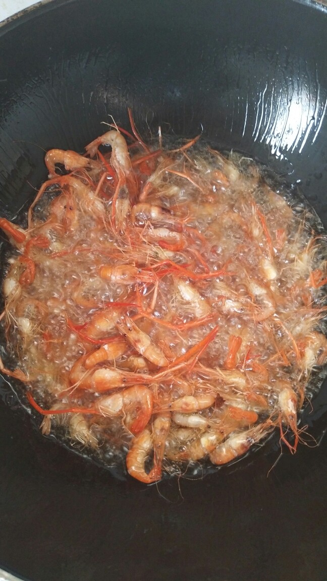 油爆河虾,烧7层热炸虾子,炮1一2分钟