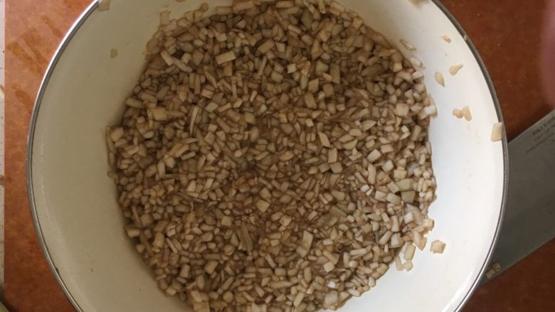 入伏饺子(茄子馅儿),茄子这就少一半了