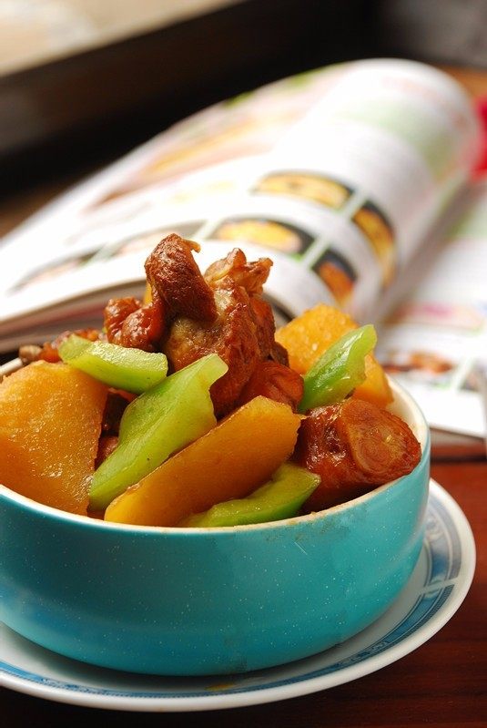 这道菜,我从肉中拣菜吃,成品。