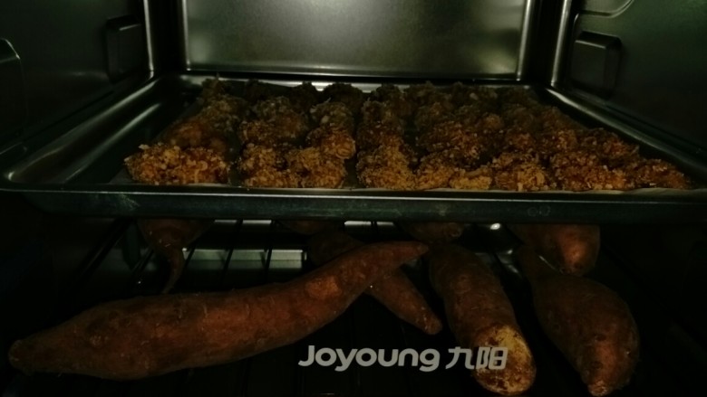 烤箱版鸡米花,烤箱上下加热,220度,20分钟