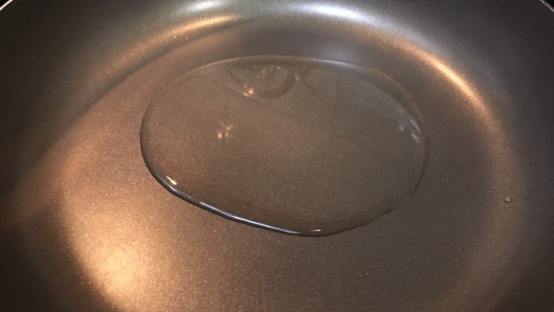 超满足便当（22）,锅内放油