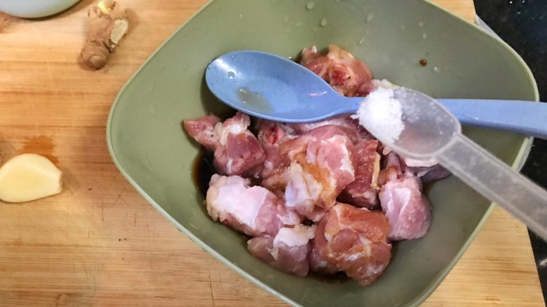 超满足便当（22）,四分之一¼小勺盐