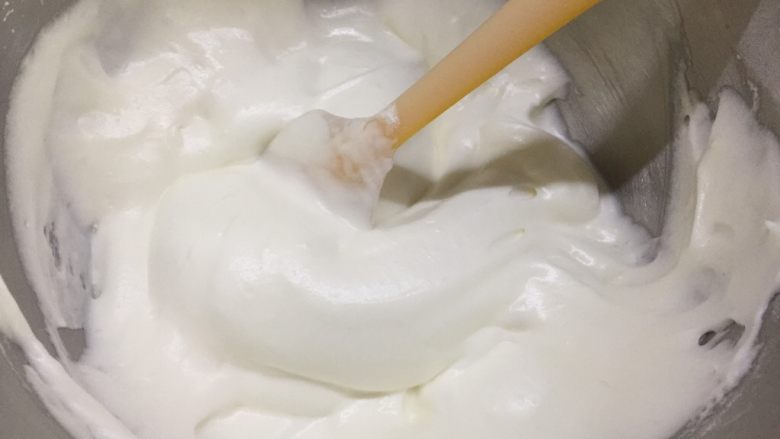 QQ弹的低胆固醇食品~天使蛋糕,但这种状态就可以了,很均匀