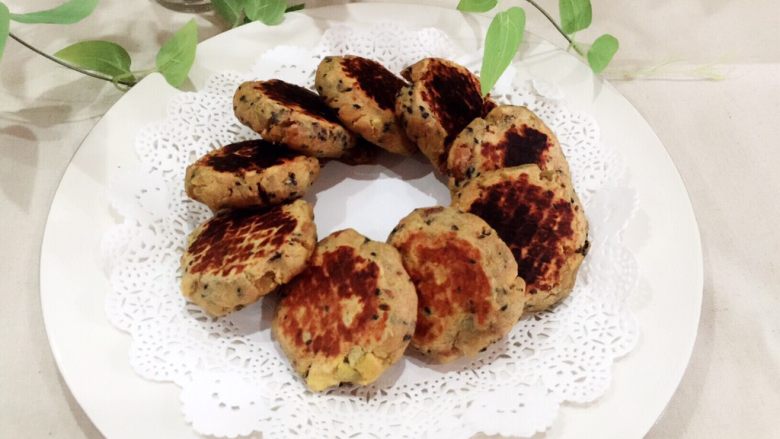 红薯芝麻核桃饼,完成