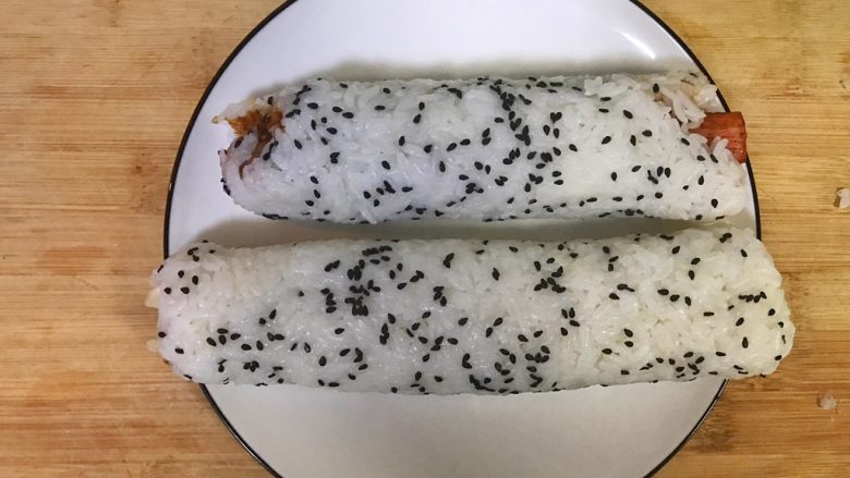 超满足便当(24),第二个大一点的是鱼圆卷 做法是一样的