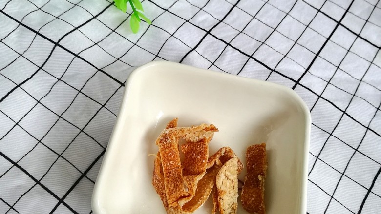 陈皮绿豆汤,陈皮浸泡10分钟