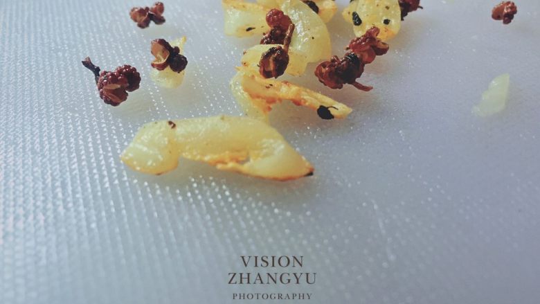 椒麻大虾,大致上图这个程度。
