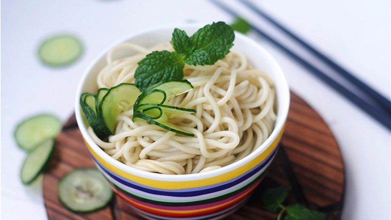 清新爽口——薄荷黄瓜面