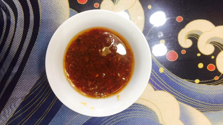 爽过龙虾的虾膏海米凉拌面,加入两勺<a style='color:red;display:inline-block;' href='/shicai/ 857'>植物油</a>稀释融合~