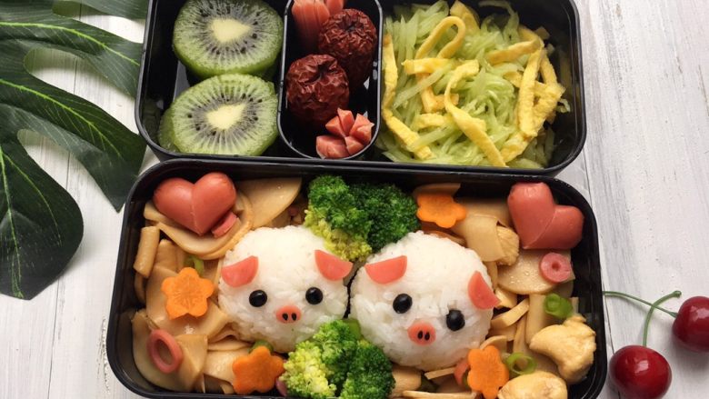 【鸡肉杏鲍菇】小猪便当,配点水果坚果之类的塞满吧~
