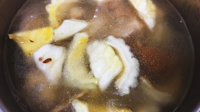鳳梨苦瓜雞湯
,加入水2500ml