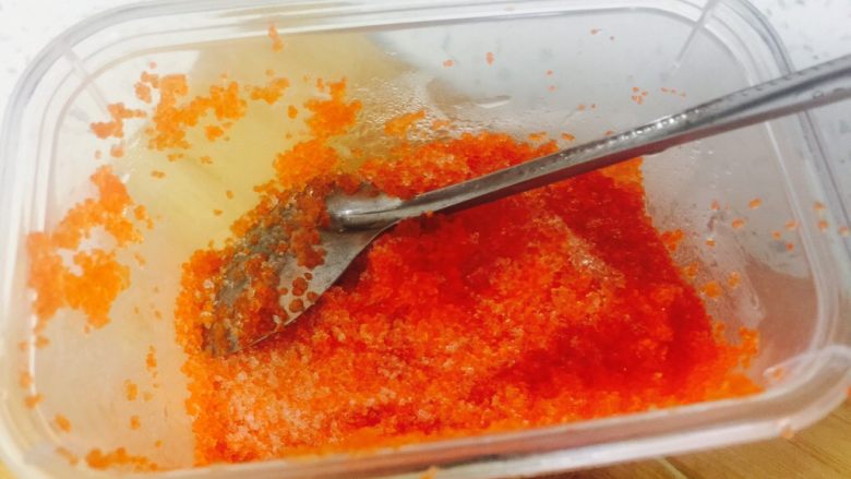 🌹鱼籽酱春卷🌹,我用的是做寿司用的那种 不醒