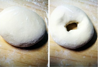 「Cathy边吃边营养」茴香猪肉大饺,取出面团揉光滑,中间掏空,双手按如图所示姿势不停将面剂子捏细