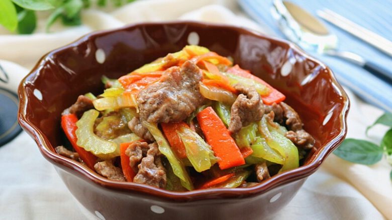 杂蔬炒牛肉