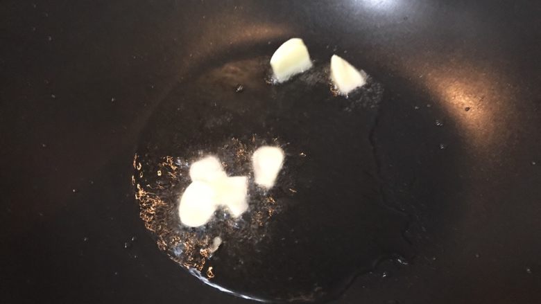 超满足便当(27),下蒜瓣爆香