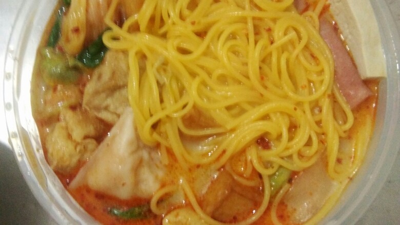 东北口味麻辣烫,底料，加佐料