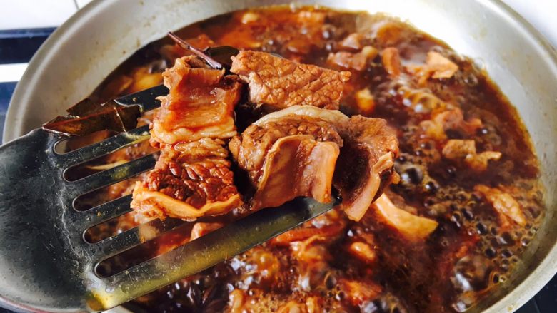 #咸味# 土豆烧牛肉,诱人的牛肉出炉啦!