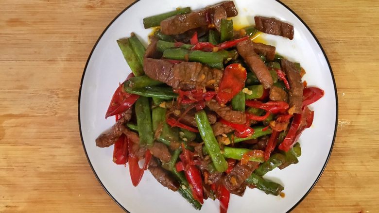 超满足便当(28),装盘