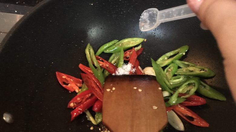 超满足便当(28),加盐翻炒