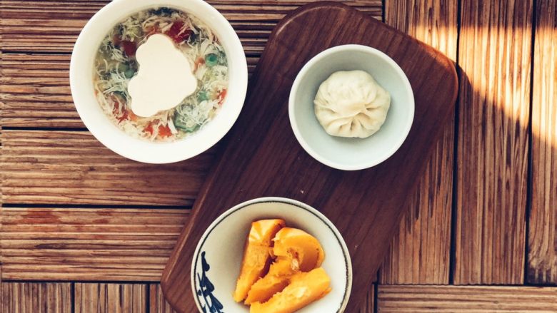 完美蛋花时蔬豆腐脑(宝宝辅食),再搭配点主食,就是营养均衡的一餐了。