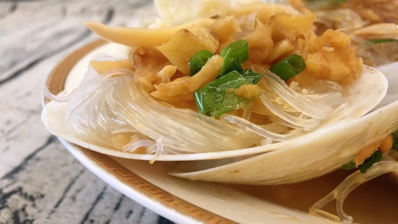 蒜蓉粉丝贵妃蚌(多粉丝版,因为小孩子喜欢粉丝,这是粉丝加大的量。