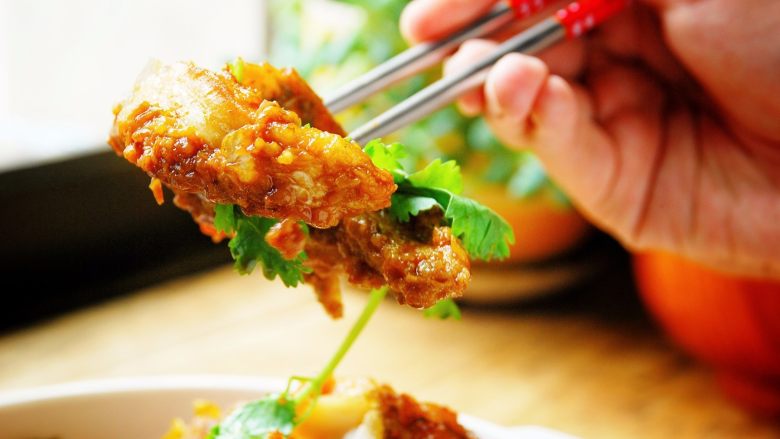 这样做鱼好吃入味不腥气~,汤汁浓郁,鱼肉鲜美。