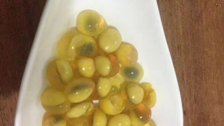 青椒鹌鹑皮蛋,Q弹