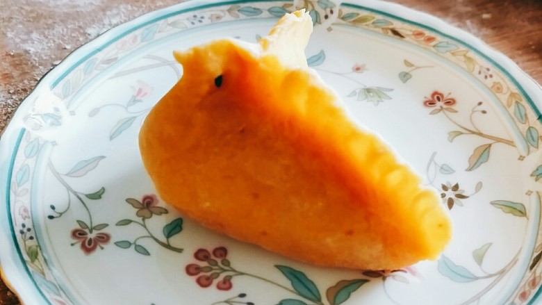 南瓜烫面团,用南瓜烫面做蒸饺!
