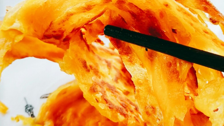 南瓜烫面团,用南瓜烫面做的金丝饼!