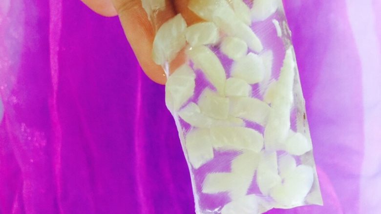 水晶皮冻,晶莹剔透