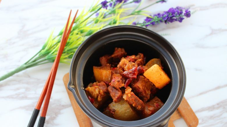 萝卜炖牛腩,成品图