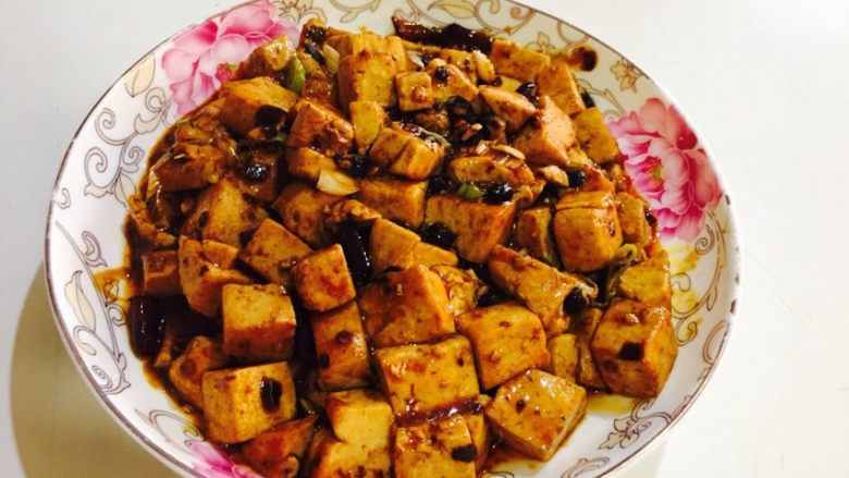 椒盐豆豉烧豆腐,成品图!很下饭哒!