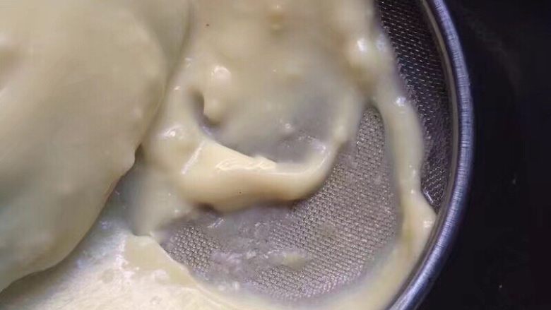 蔓越莓绿豆糕,筛网过滤一遍,口感更好
