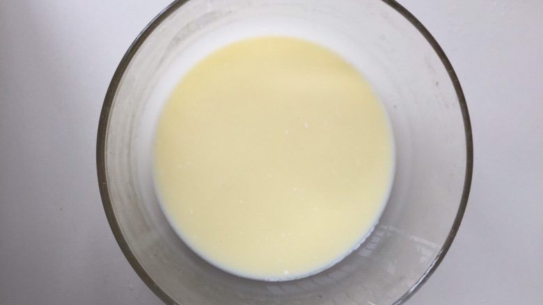 面包🍮布丁,过筛两次(也可以不过,过了更细腻)