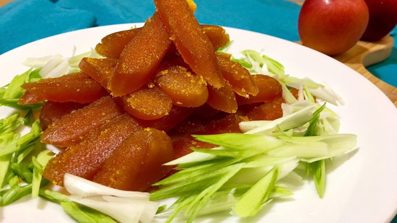 台經典美食 香煎烏魚子,完美彈牙香Q的烏魚子上菜囉!