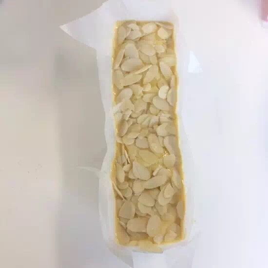 苹果杏仁隐形蛋糕,*时间因应自家烤箱的不同,会有所差异。