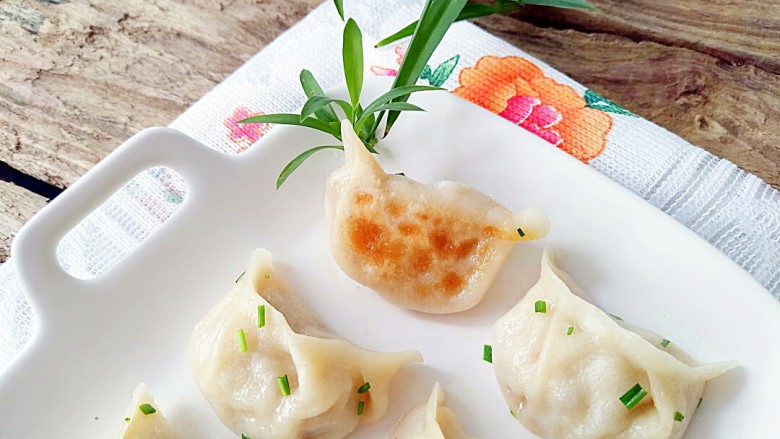 鲜肉灌汤煎饺,成品图!