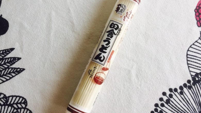 超有内涵的葱油乌冬面,推荐这个<a style='color:red;display:inline-block;' href='/shicai/ 546'>乌冬面</a>哈~相当劲道,口感非常好~注意它是有咸味的哦。