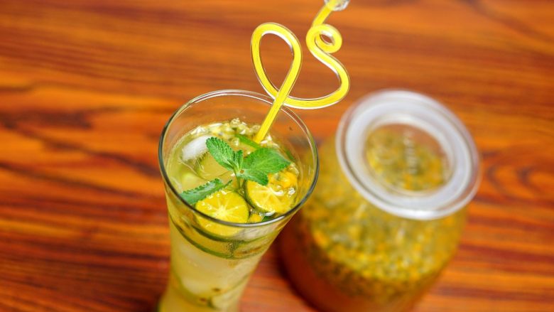 夏日沫沫系列—百香果金桔柠檬水