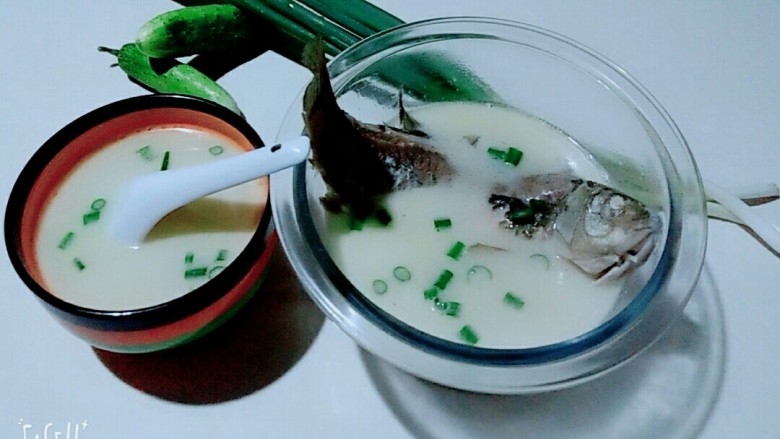 香浓鲫鱼汤