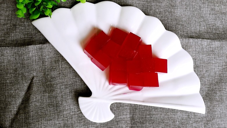 火龙果水晶冰粉