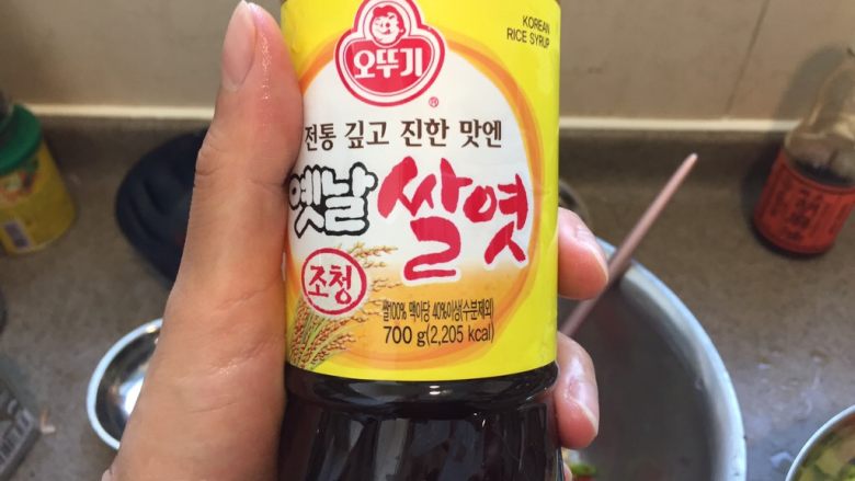 韩式香蒜辣烤鸡,加45g韩国米糖浆,如图。