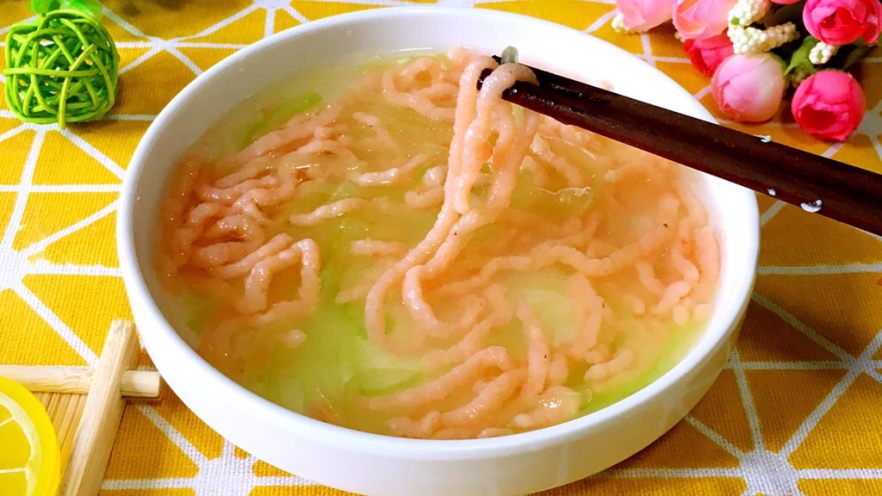 宝宝辅食之黄瓜胡萝卜虾条